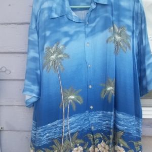 Button Down Hawaiian shirt ny Pierre Cardin